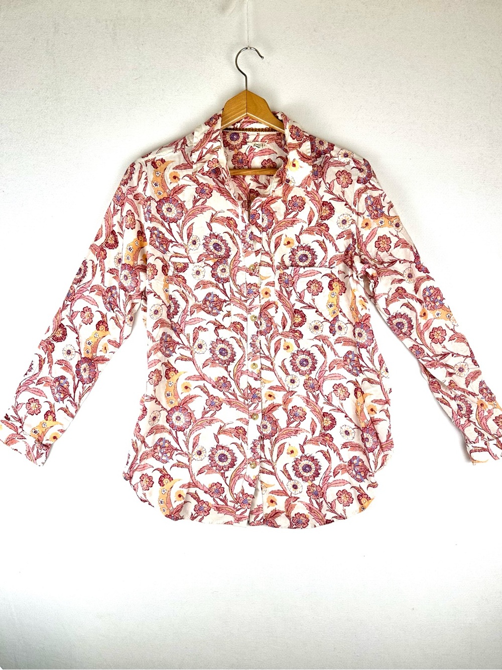 Pilcro‎ Anthropologie Floral Button Down Blouse Lighhtweight Office